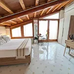 Al Castello Frühstückspension 4*